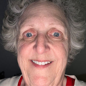 Meet your Posher, Lori